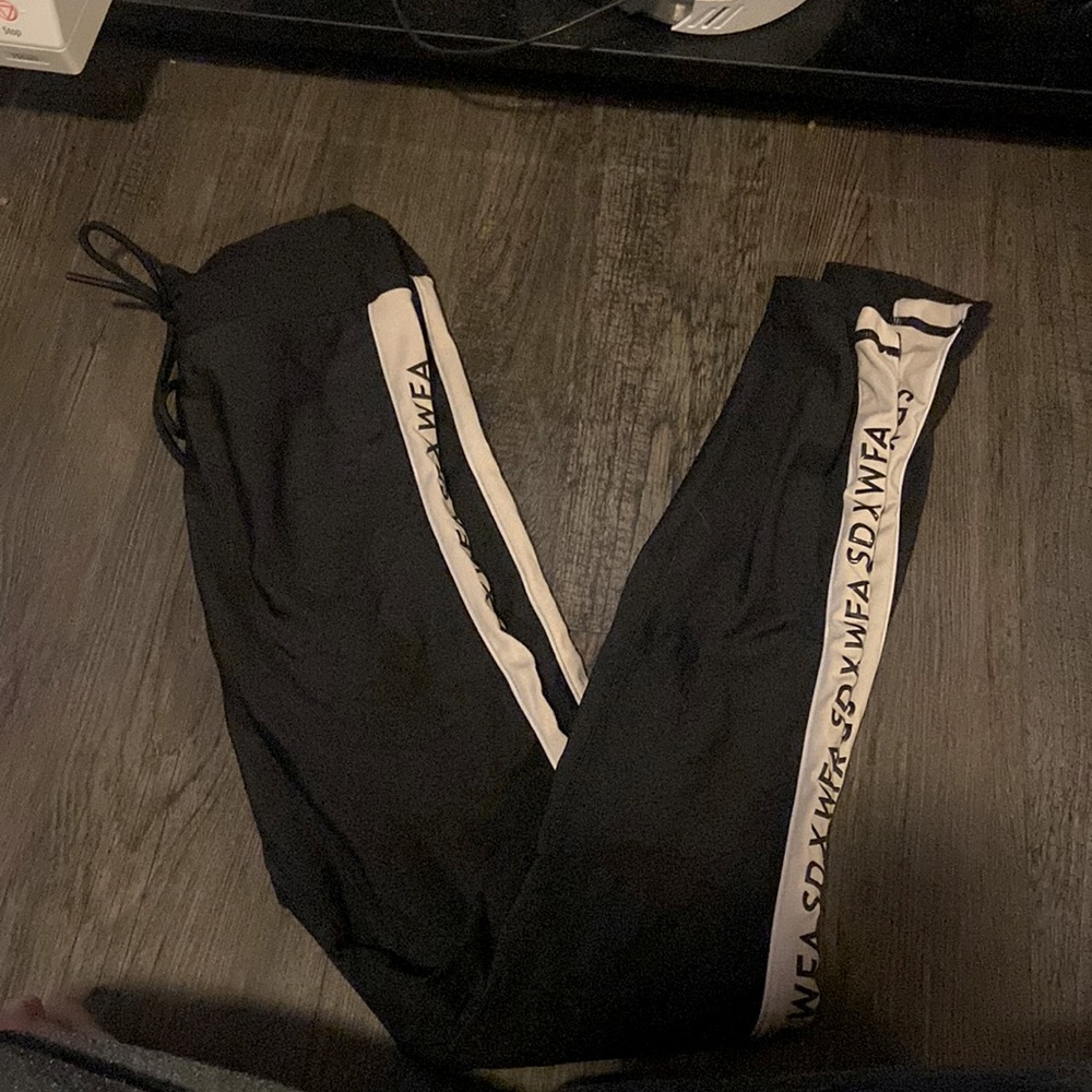 Sarah’s day white fox boutique leggings